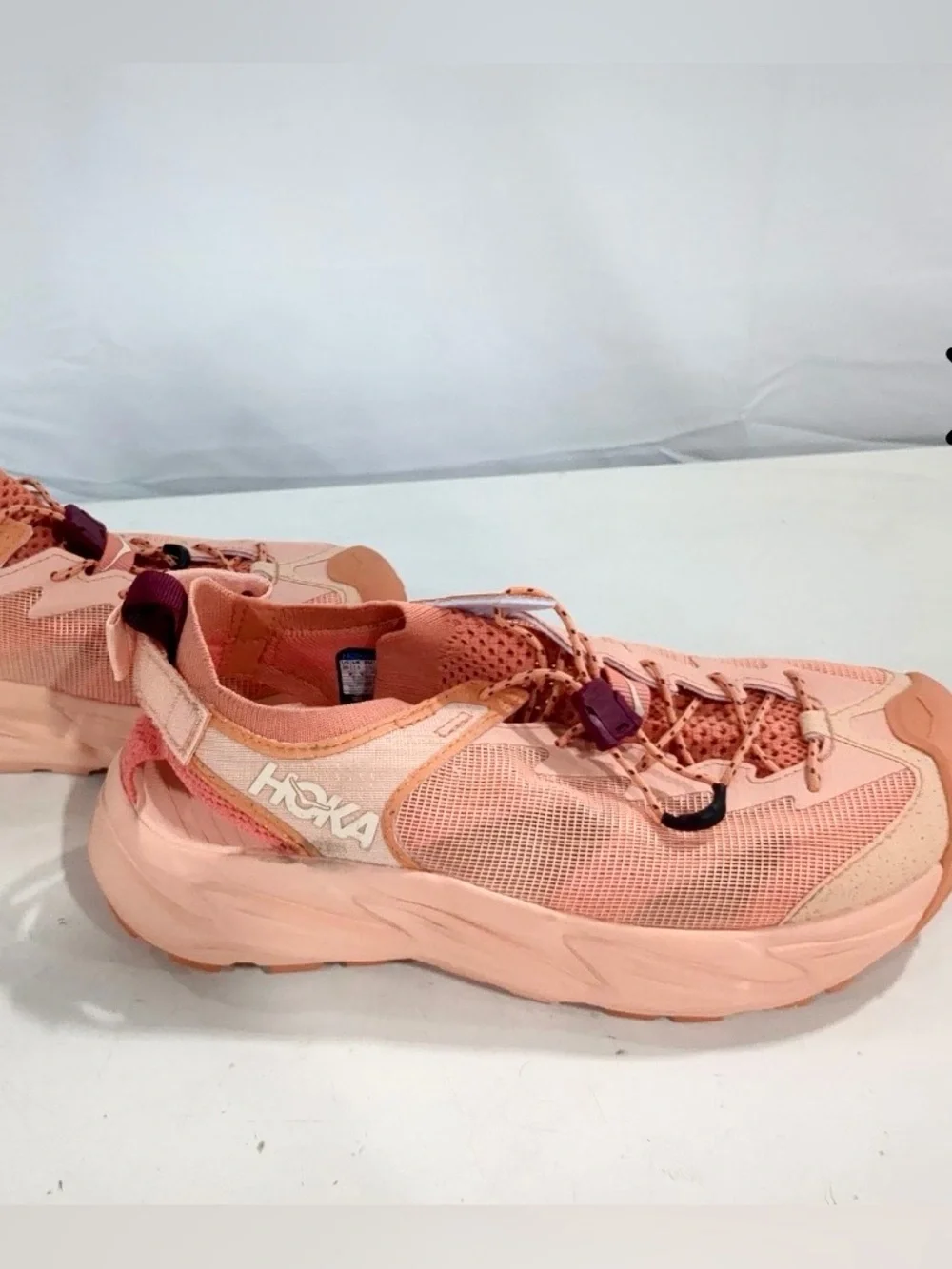 Hoka One One color dry